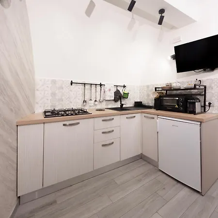 Pensión La Casa Della Nonna - Quartierispagnoli 4*