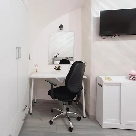 Penzion La Casa Della Nonna - Quartierispagnoli Neapol