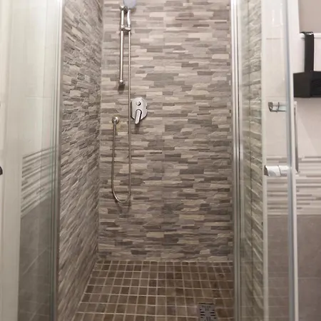 La Casa Della Nonna - Quartierispagnoli Pensión