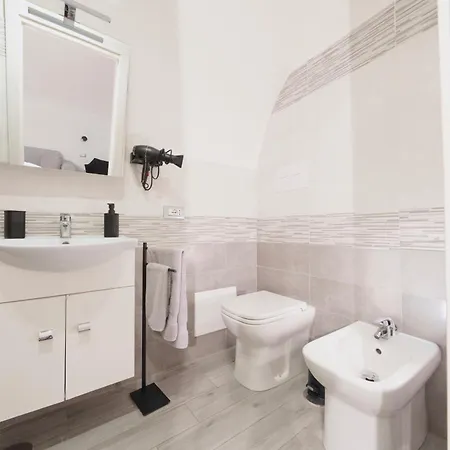 La Casa Della Nonna - Quartierispagnoli 4*