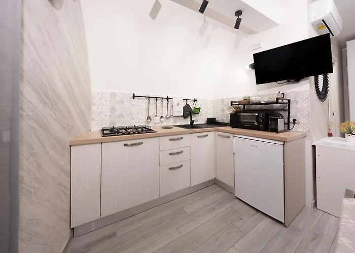 Pensjonat La Casa Della Nonna - Quartierispagnoli 4*